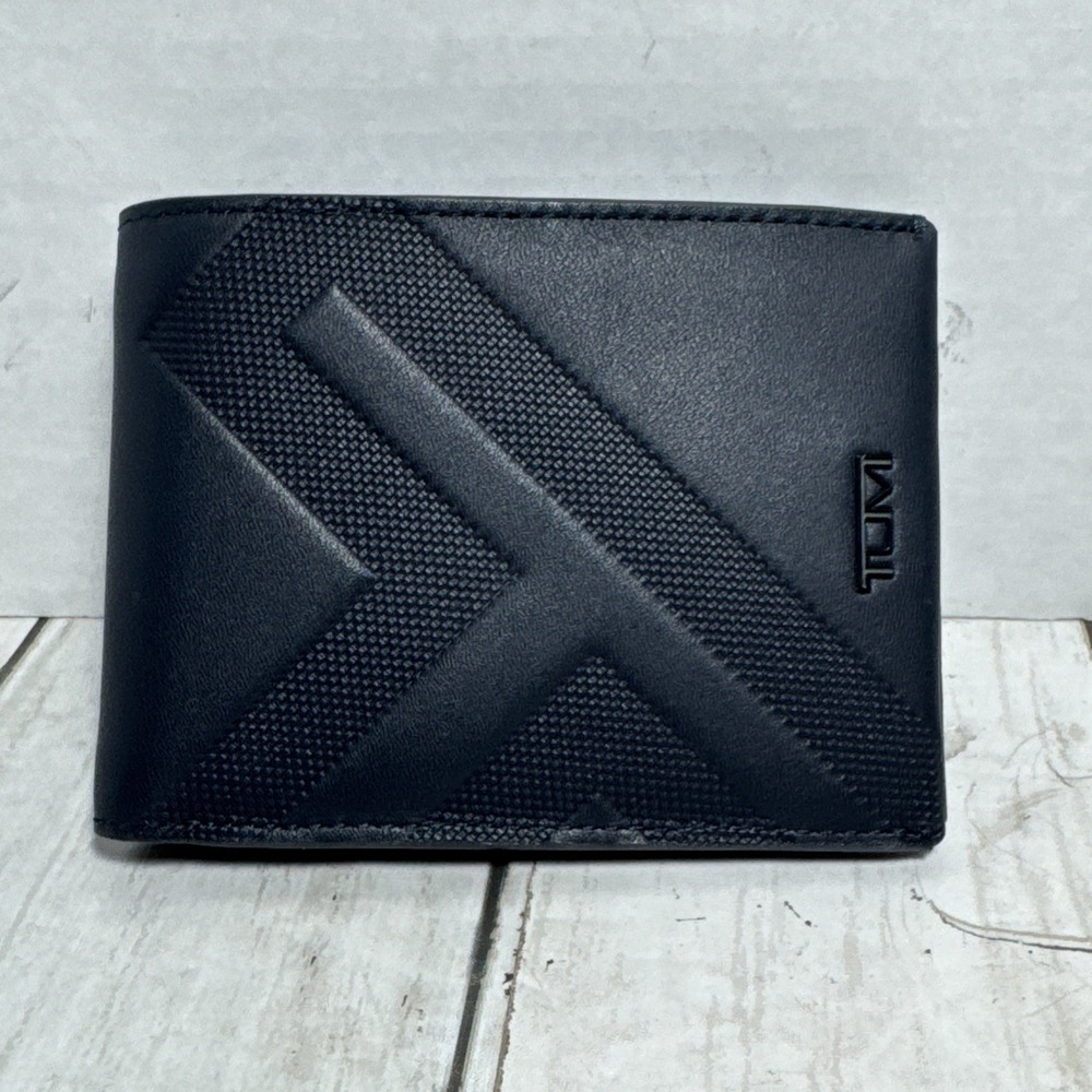 Tumi Nassau SLG Double Billfold Navy 150171-A317 New Without Tags